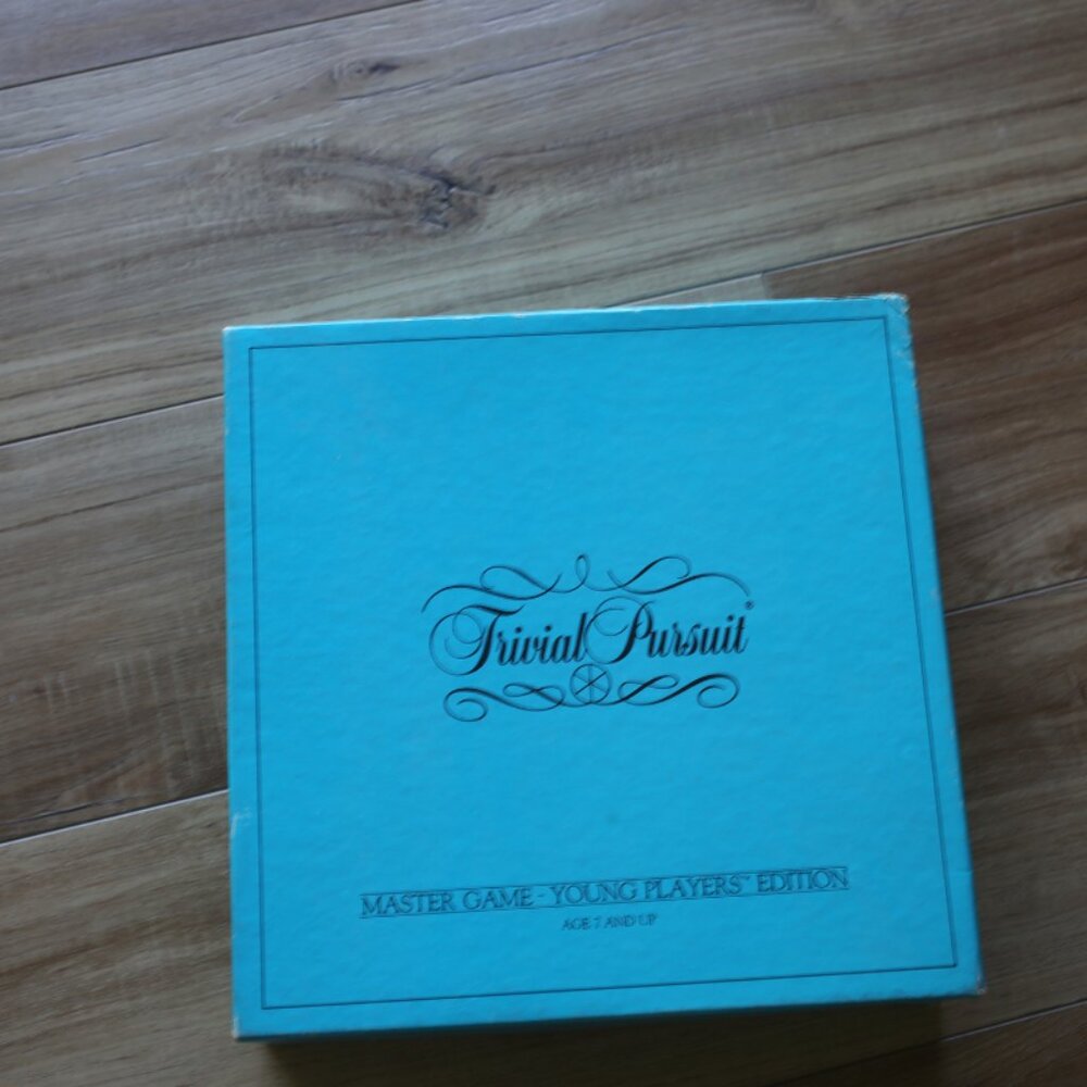 Trivial Pursuit Master Game Young Players Edition Vintage 1984 Ages 7 & Up